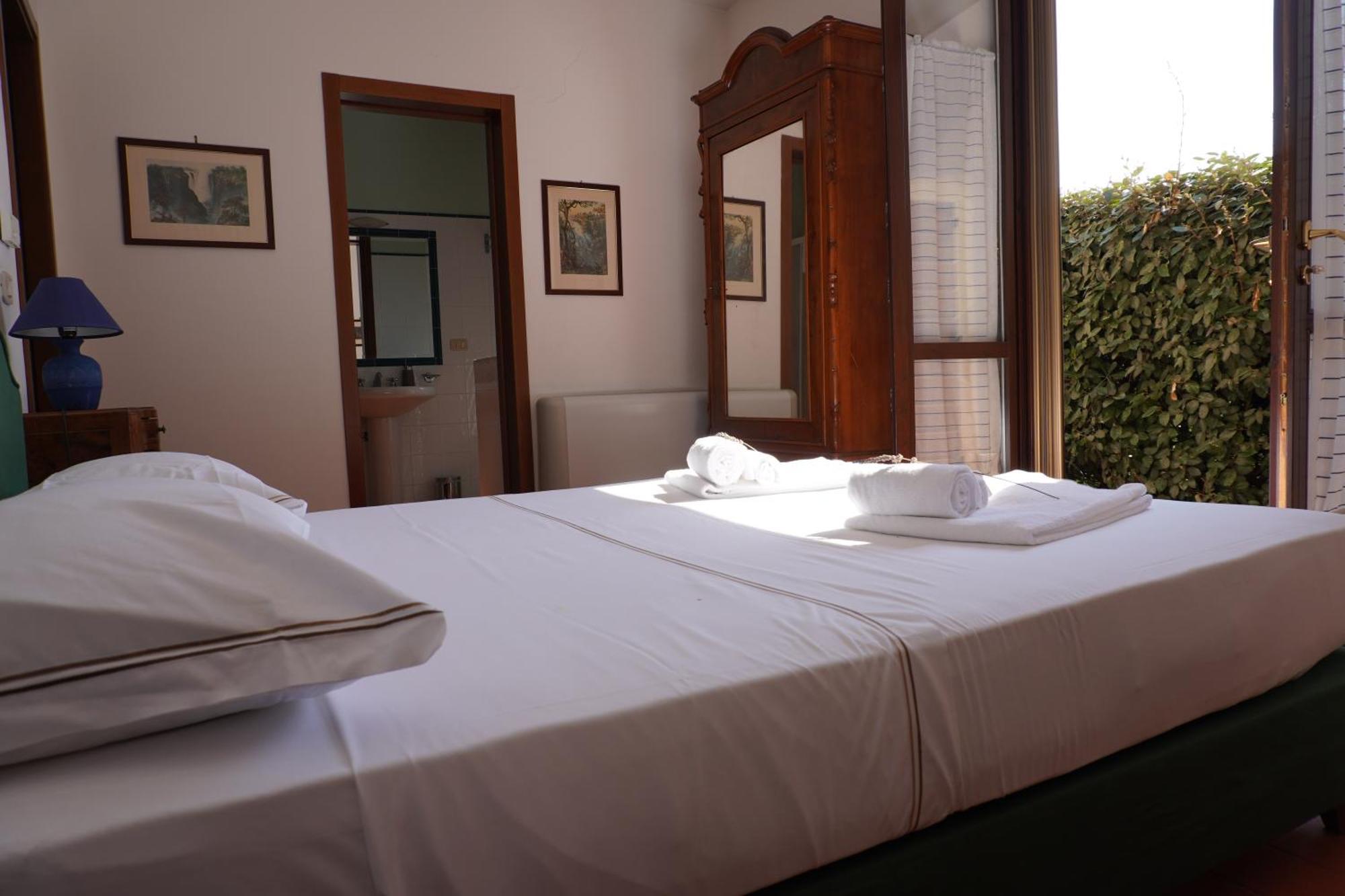 Agriturismo Podere Santa Virginia อัลบิเนีย ภายนอก รูปภาพ