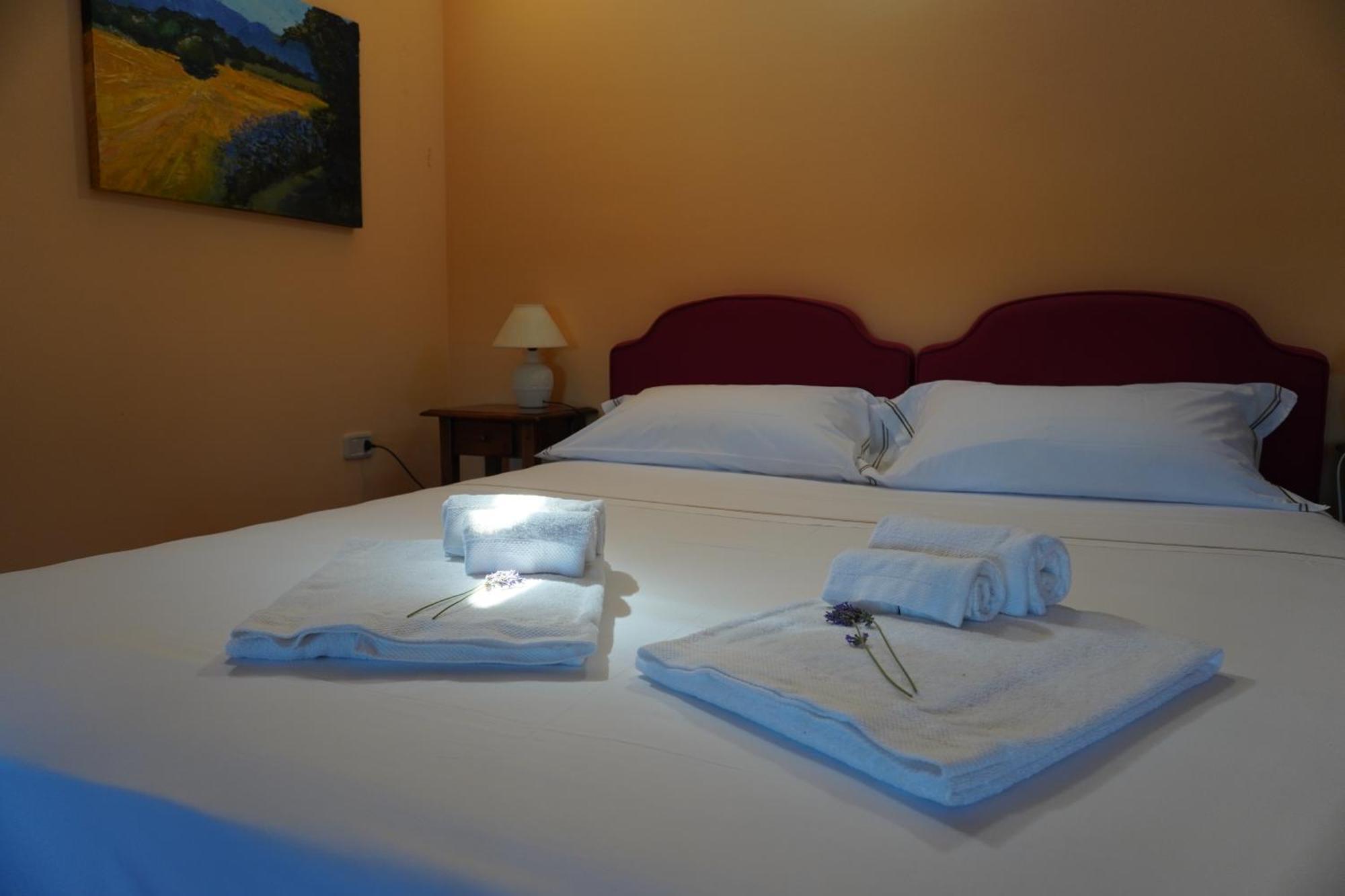 Agriturismo Podere Santa Virginia อัลบิเนีย ภายนอก รูปภาพ