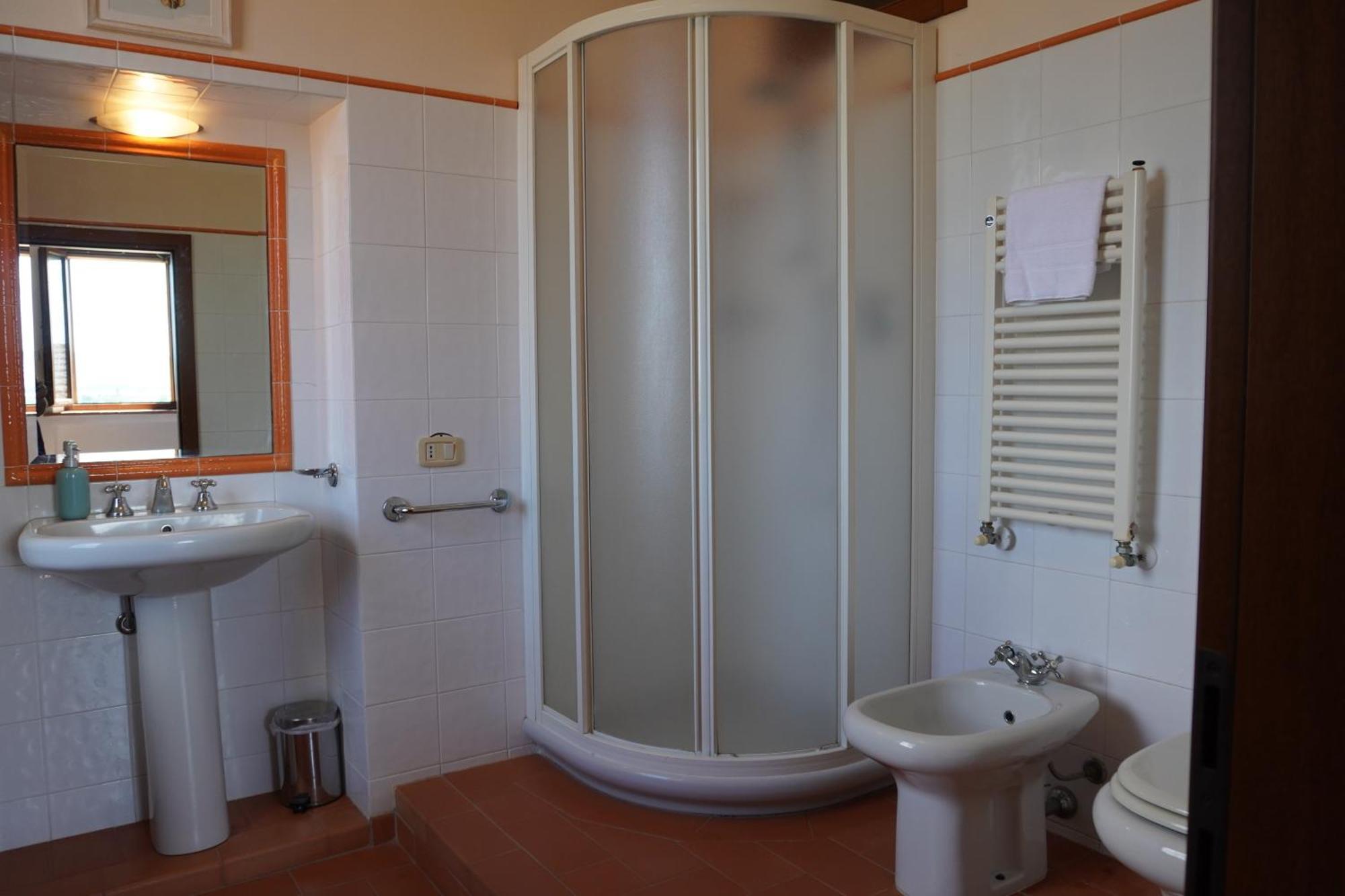 Agriturismo Podere Santa Virginia อัลบิเนีย ภายนอก รูปภาพ